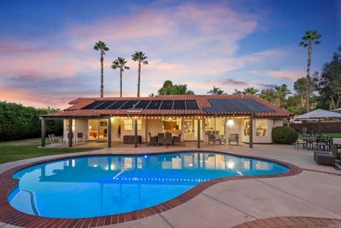 Photo of 1321 Mountain Park Place, Escondido, CA 92027 (MLS # NDP2609612)