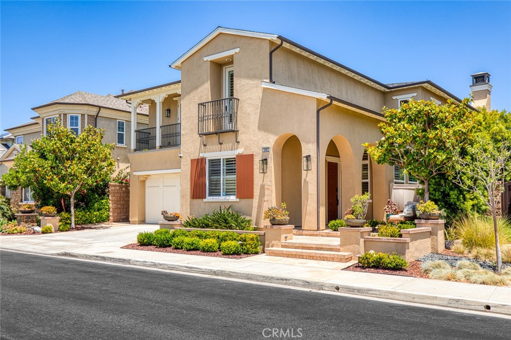 17472 Oakbluffs Lane