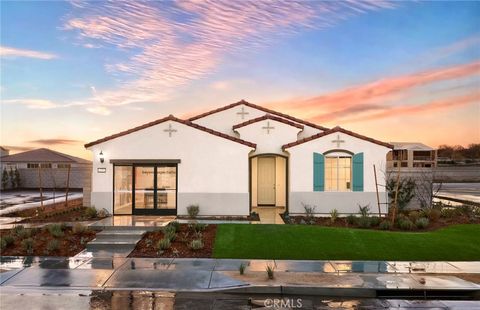 Photo of 1239 Kingfisher Street, Hemet, CA 92545 (MLS # IV25277374)