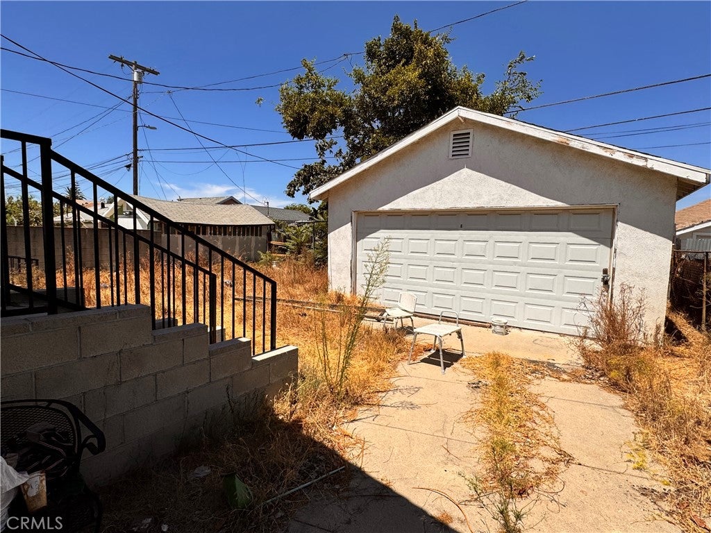 1813 W 48th Street