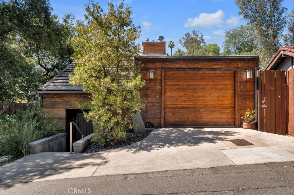 4315 Morro Drive