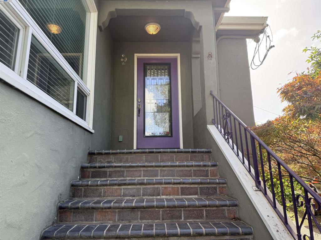 Properties 2 18338 Redwood Rd