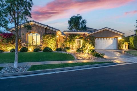Photo of 6 Dickens Court, Rancho Mirage, CA 92270 (MLS # 219138931PS)
