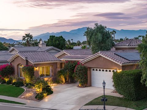 Photo of 6 Dickens Court, Rancho Mirage, CA 92270 (MLS # 219138931PS)