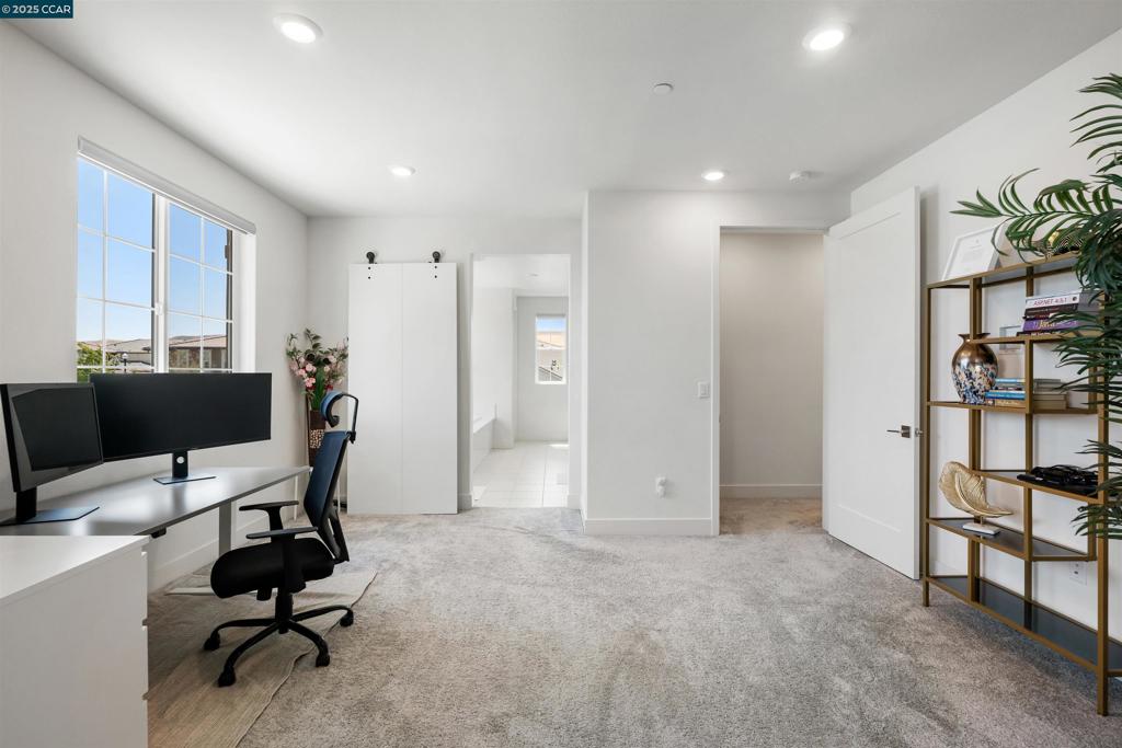 TRACY PARK - Residential