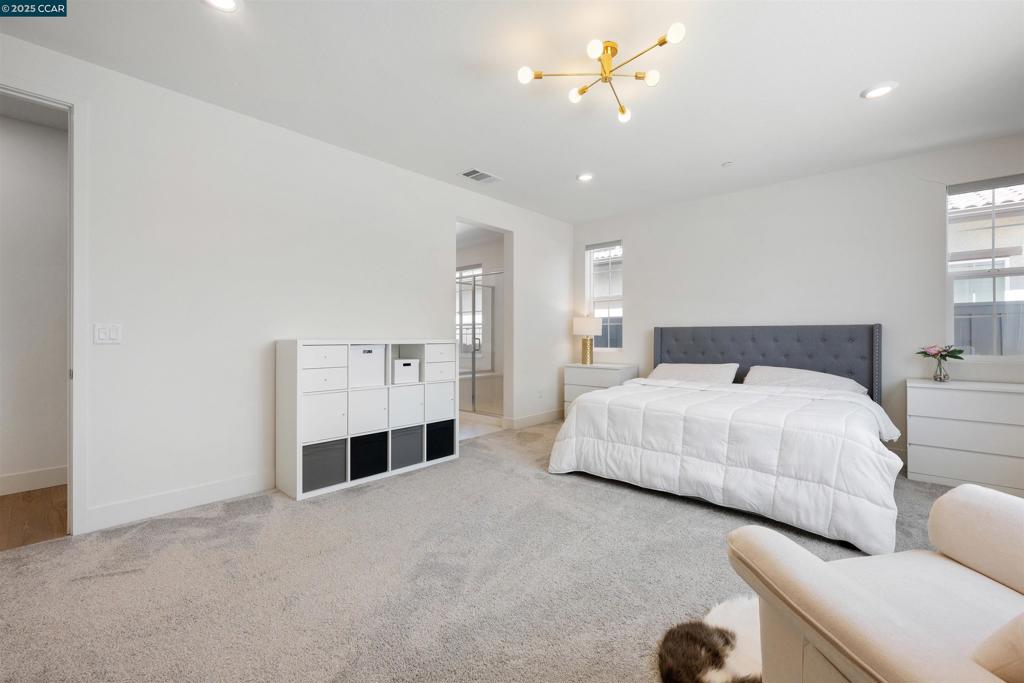 TRACY PARK - Residential