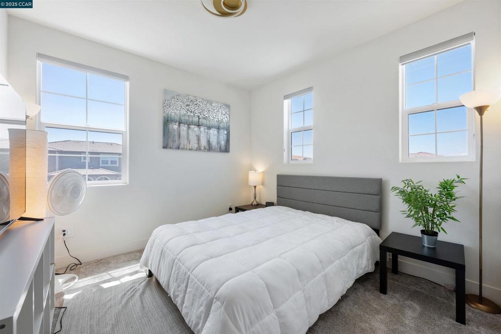 TRACY PARK - Residential