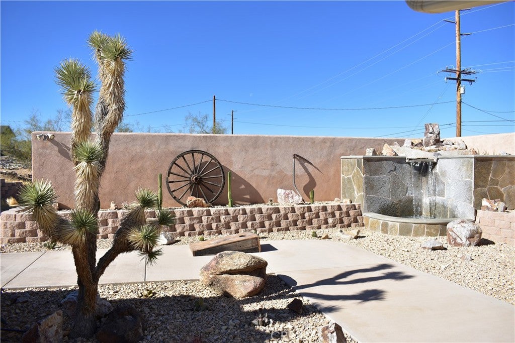 61611 Alta Loma Drive