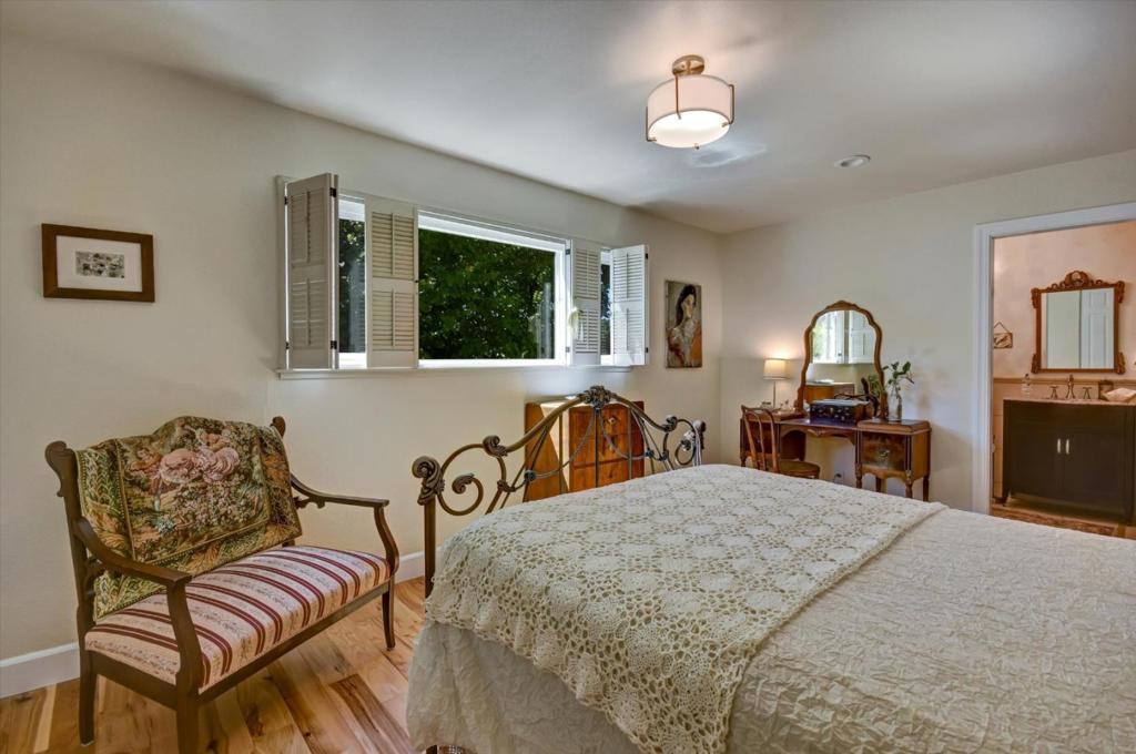 15135 La Rocca Court