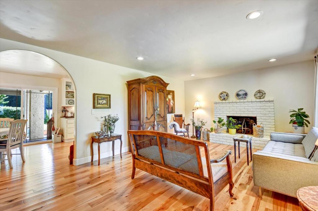 15135 La Rocca Court