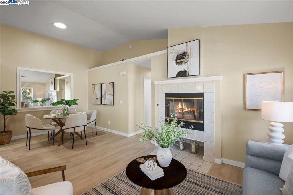 CA BLOSSOM - Residential