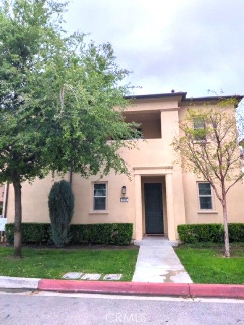 Photo of 21758 Candela Dr, Saugus, CA 91350 (MLS # CV26073024)