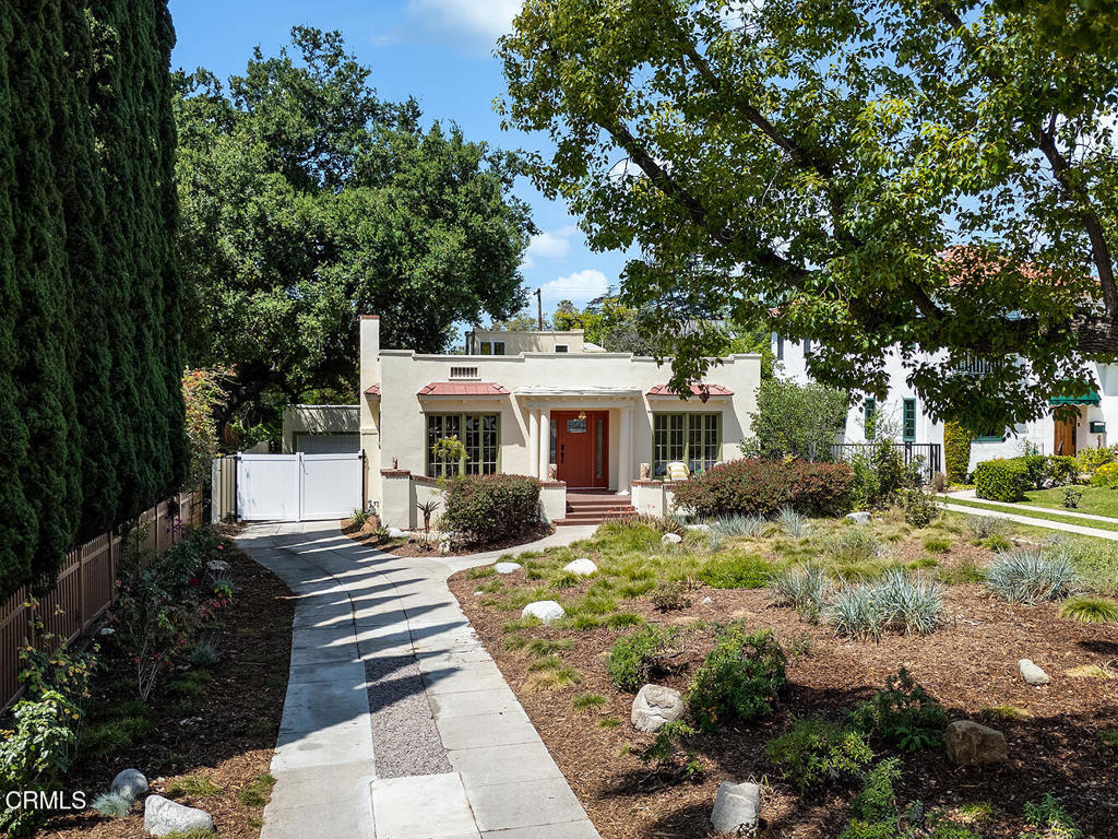 1275 N Hill Avenue