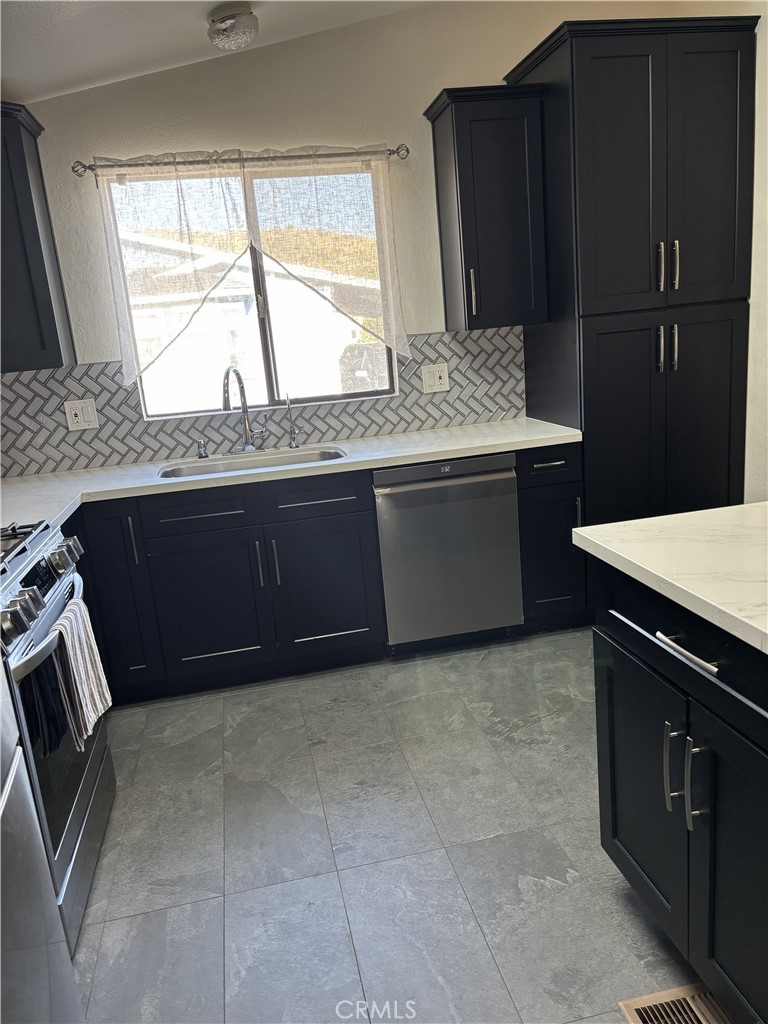 29021 Bouquet Canyon 296