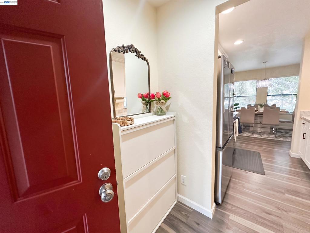 29599 Vanderbilt St St 204, Hayward CA 94544