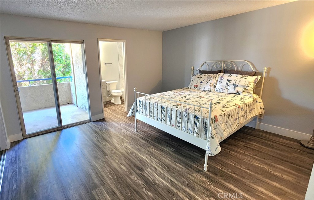 1629 Cherry 202