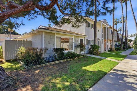 8225 Foxhall Drive Huntington Beach CA 92646