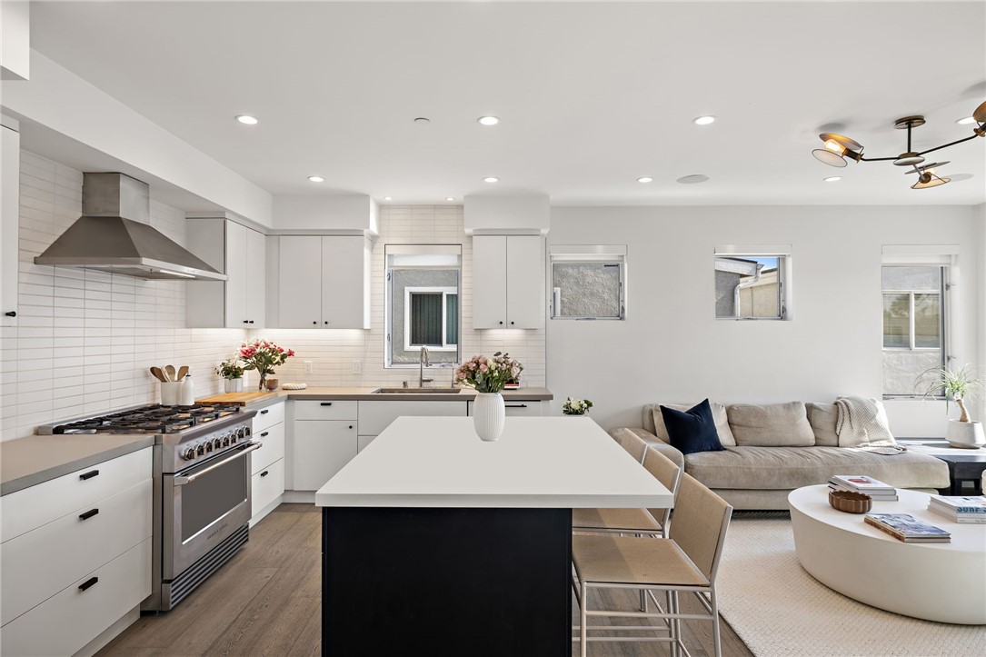 West Newport Beach (WSNB) - Residential