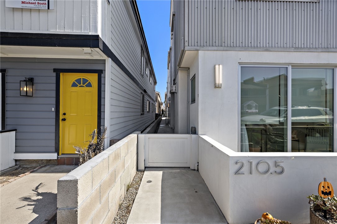 West Newport Beach (WSNB) - Residential