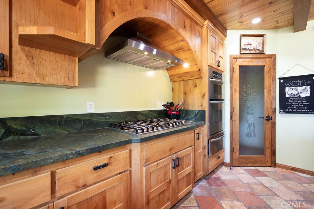 Big Bear Lake, California, 92315, United States, 4 Bedrooms Bedrooms, ,4 BathroomsBathrooms,Residential,Active,2028216