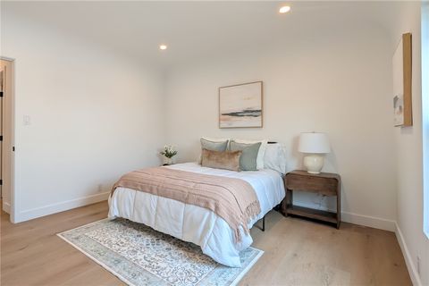 Tiny photo for 3641 Somerset, Los Angeles, CA 90016 (MLS # DW26050160)