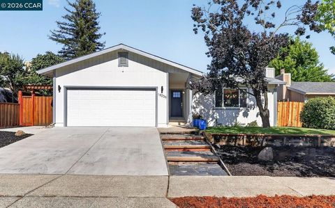 Photo of 19036 Junipero Serra Drive DR, Sonoma, CA 95476 (MLS # 41135536)