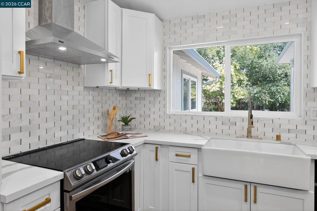 19036 Junipero Serra Drive