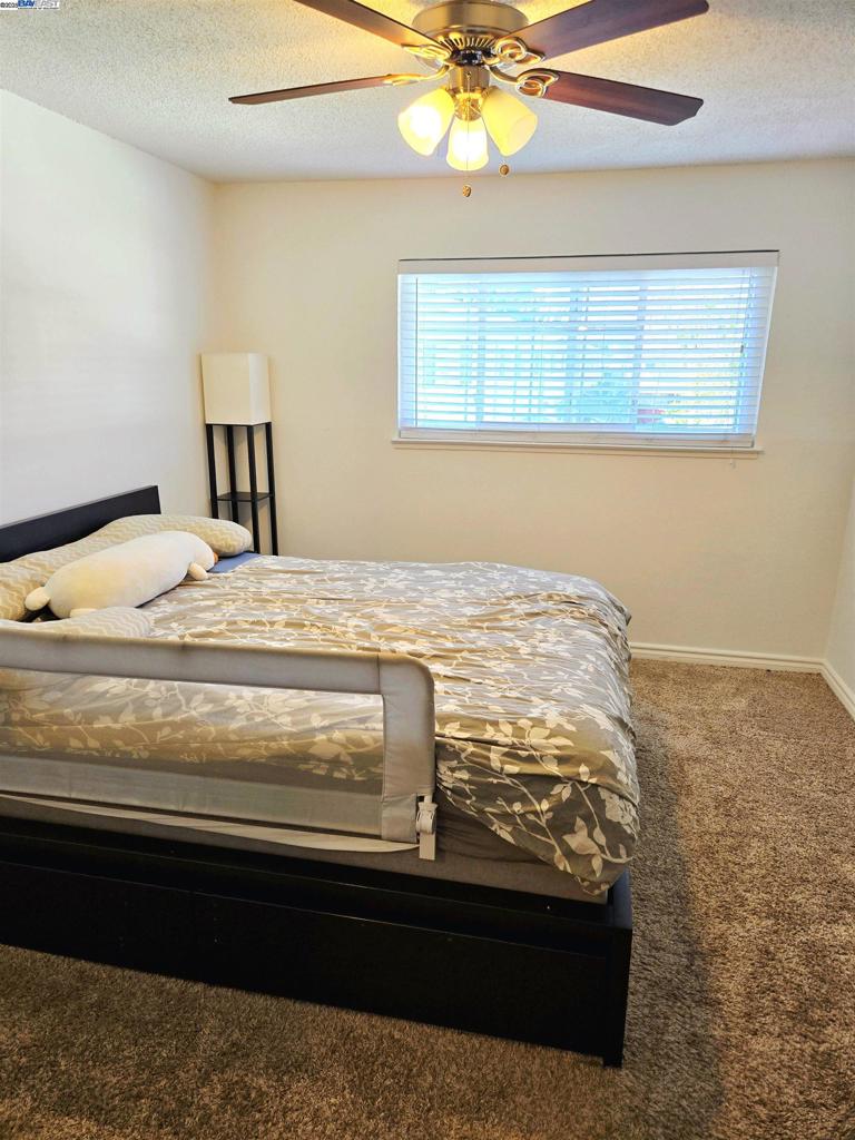 670 Fargo Ave 2