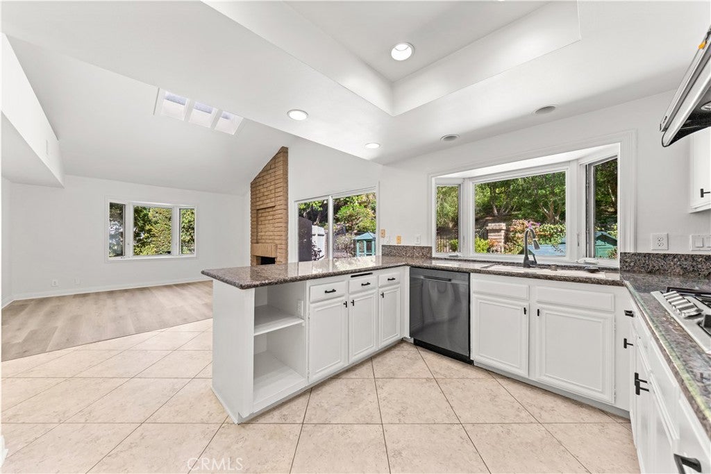 17 Morning Dew, Irvine CA 92603 - Photo 16