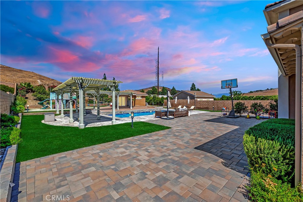 17204 Guarda Drive
