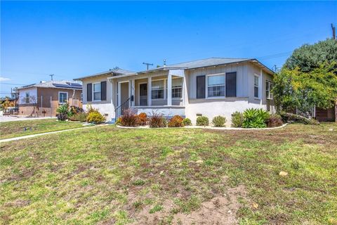 Photo of 159 E La Verne Ave AVE, Pomona, CA 91767 (MLS # CV26091792)