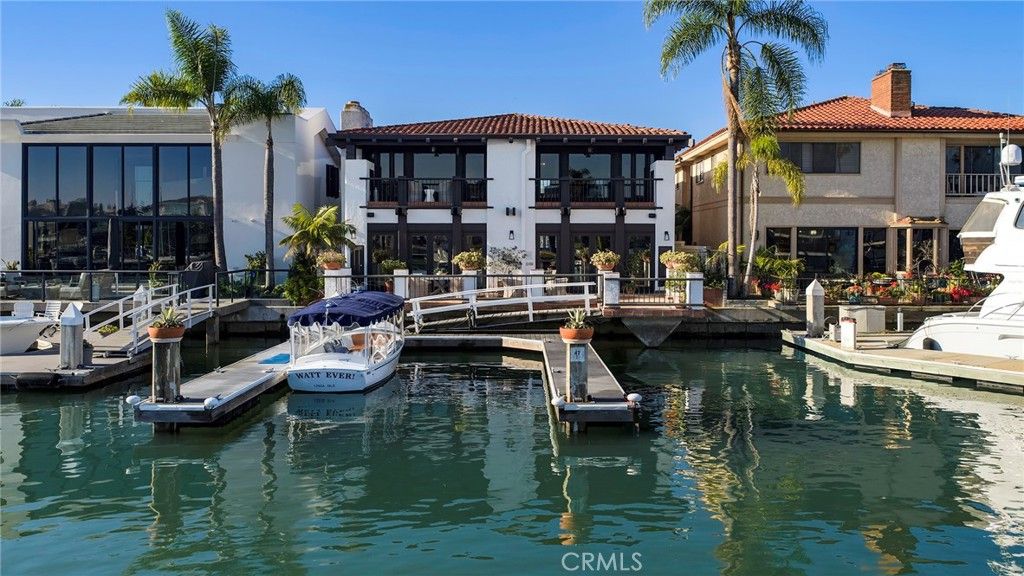 Photo of 47 Linda Isle Isle, Newport Beach, CA 92660 (MLS # NP26070263)