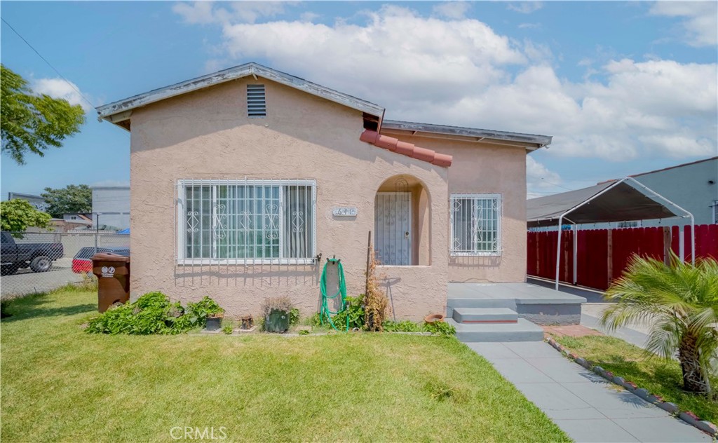 Welcome to this 1330 SQUARE FOOT HOME, THREE BEDROOM, TWO BATHS, AMPLE KITCHEN, DINING, DEN, LONG DRIVEWAY, DETACHED GARAGE (POSSIBLE ADU OPPORTUNITY) AMPLE FRONT AND BACK YARDS. ACROSS FROM A PUBLIC SCHOOL, PLENTY OF STREET PARKING, CLOSE TO SHOPPING, FREEWAYS, GAS STATION AND RESTAURANTS. DON'T MISS OUT ON THIS GREAT OPPORTUNITY, THIS HOME WON'T LAST!!!