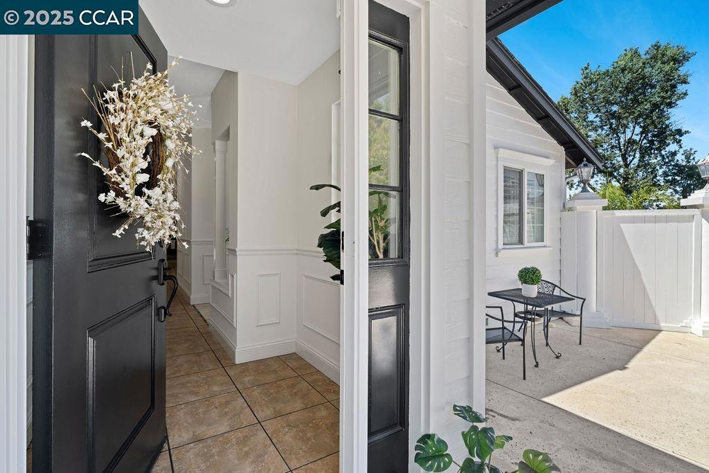 Properties 2 11 Rudgear Dr