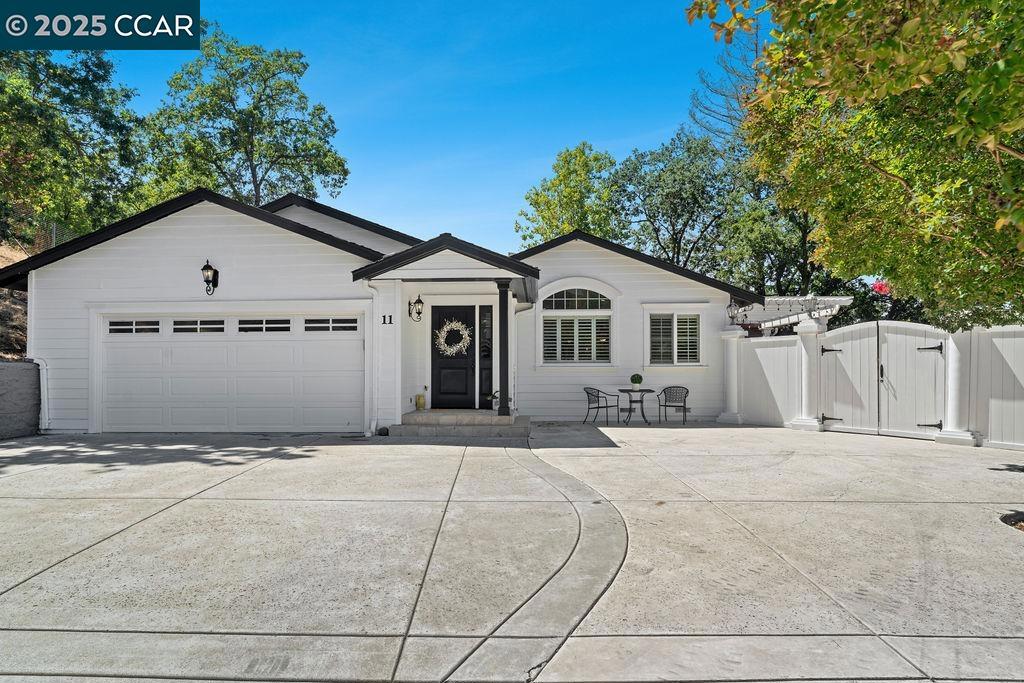 Properties 1 11 Rudgear Dr