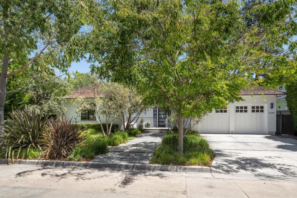 *Newer Modern Napa Ranch house*Appointment Only*