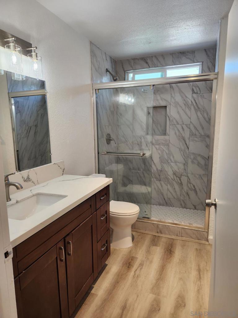 5341 Rex Avenue, Unit 4