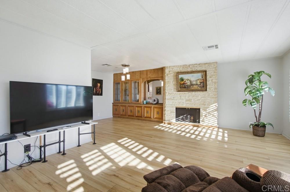 650 S Rancho Santa Fe Rd 187