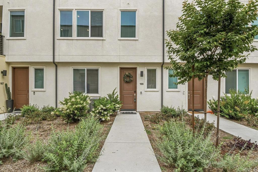 5480 Shorefront Dr. #166