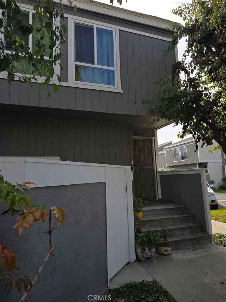 2640 W Segerstrom Unit H