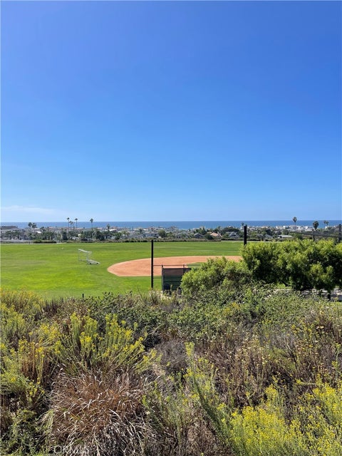 Photo of 8 Land Fall Court, Newport Beach, CA 92663 (MLS # NP26211398)