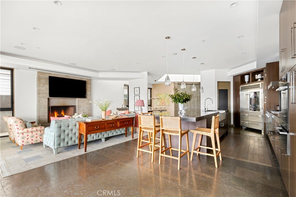 8 Beacon Bay, Newport Beach CA 92660 - Photo 13
