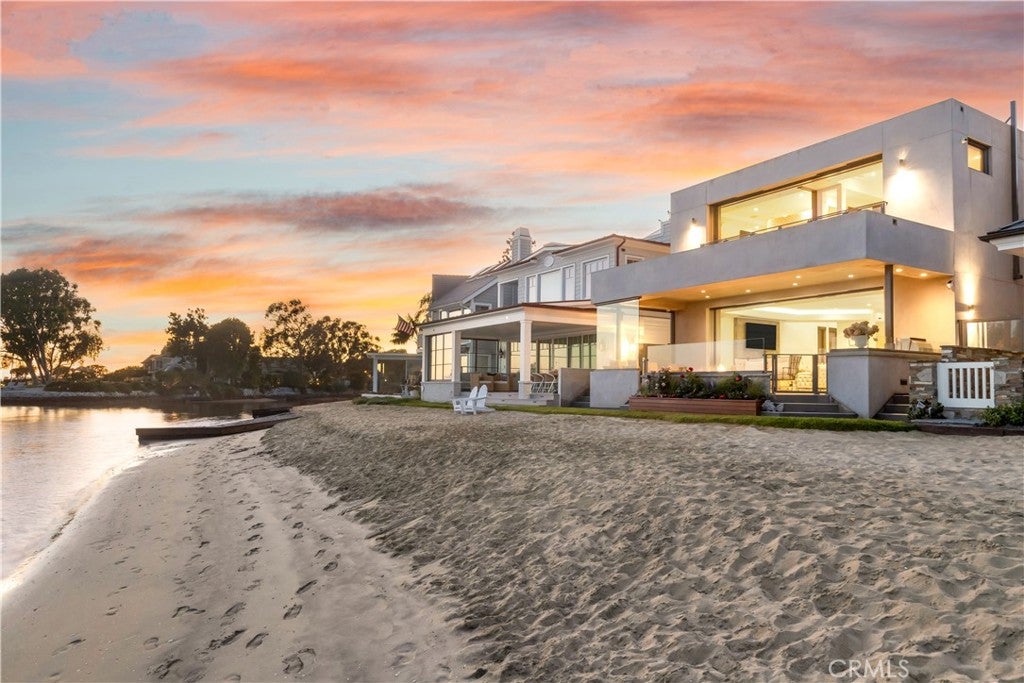 8 Beacon Bay, Newport Beach CA 92660 - Photo 46