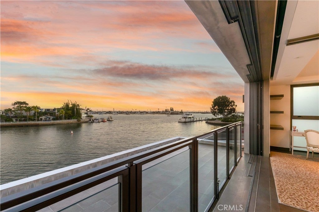 8 Beacon Bay, Newport Beach CA 92660 - Photo 50