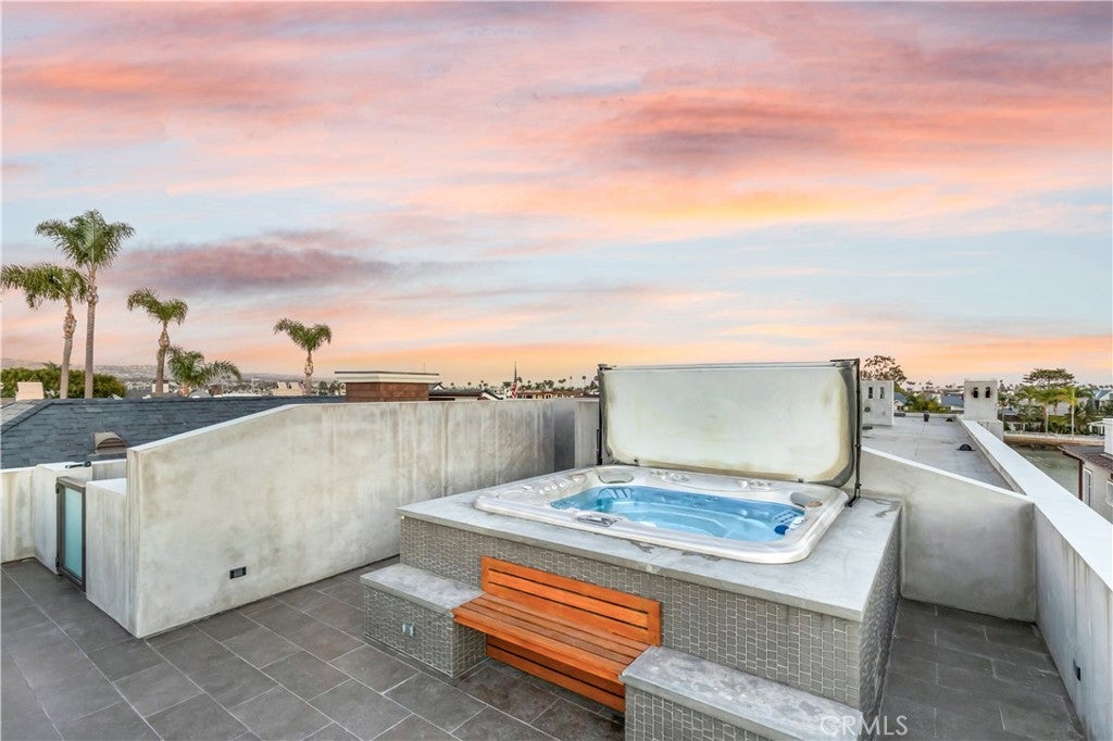 8 Beacon Bay, Newport Beach CA 92660 - Photo 45