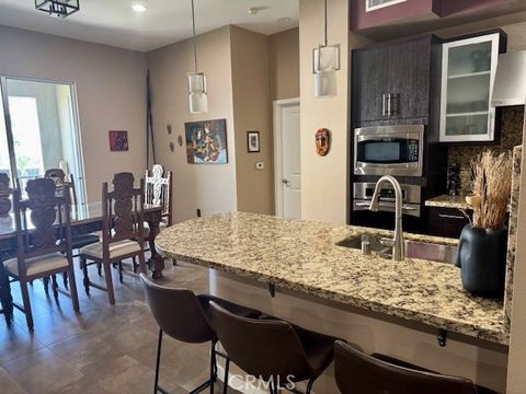 21 Gramercy 410 Irvine CA 92612