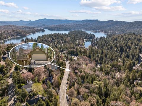Photo of 27391 Peninsula Dr, Lake Arrowhead, CA 92352 (MLS # IG26064443)