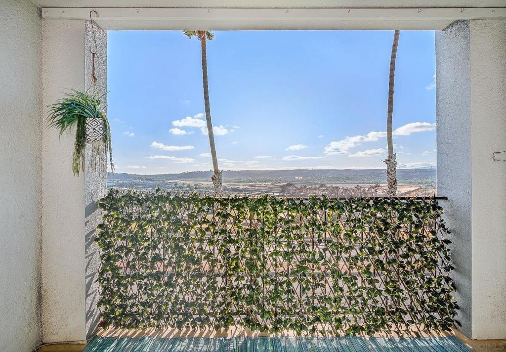 3606 Vista Rey 38