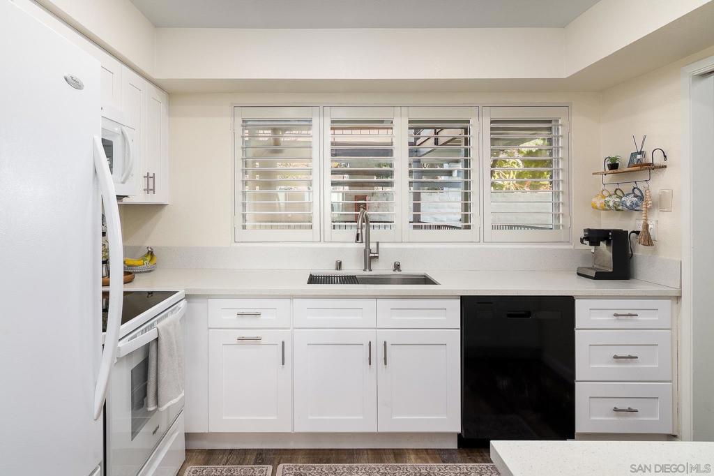 3606 Vista Rey 38