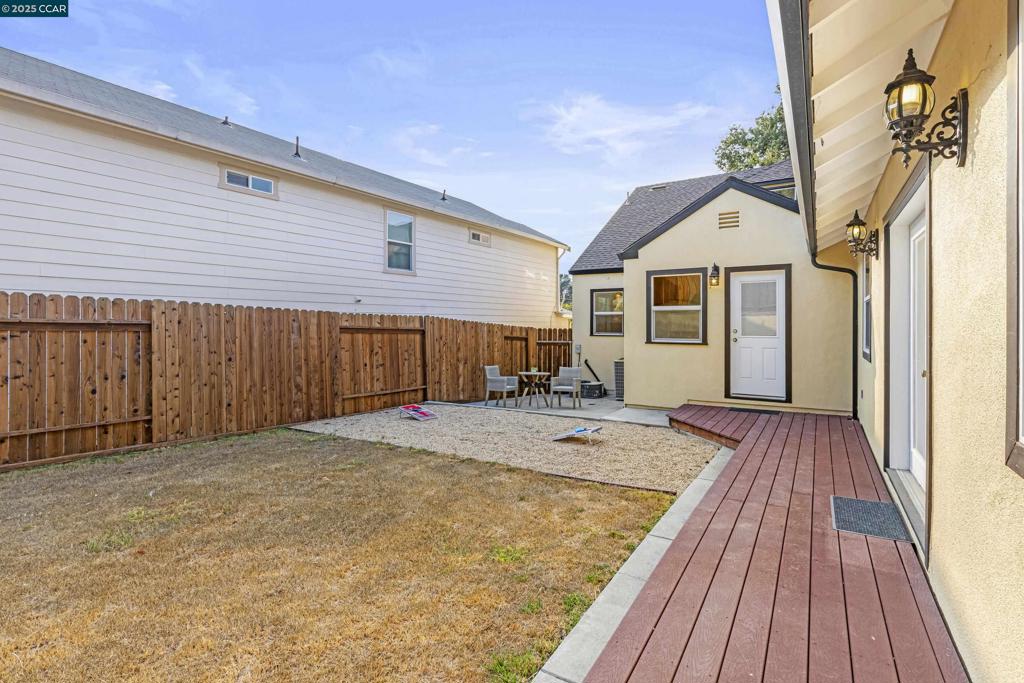 OLD MARTINEZ - Residential